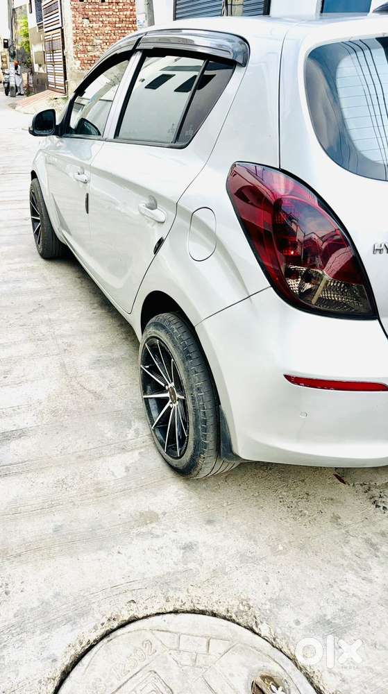 Hyundai I20 Sportz Plus, 2012, Cng & Hybrids