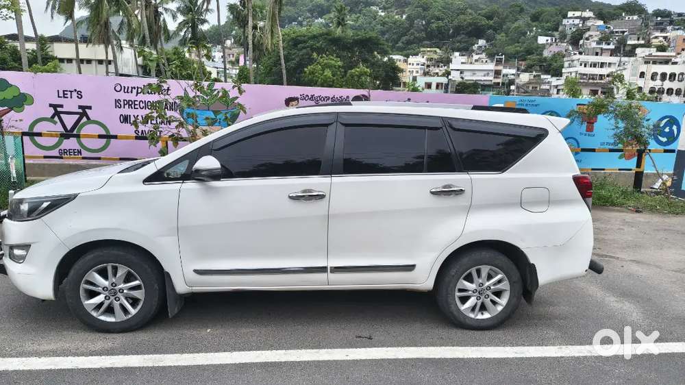 Toyota Innova Crysta Diesel 2018