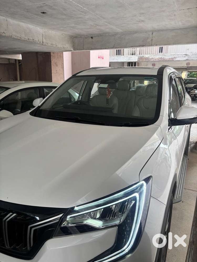 Mahindra Xuv700 2.0 Ax 7 Petrol At Luxury Pack Str, 2024, Petrol