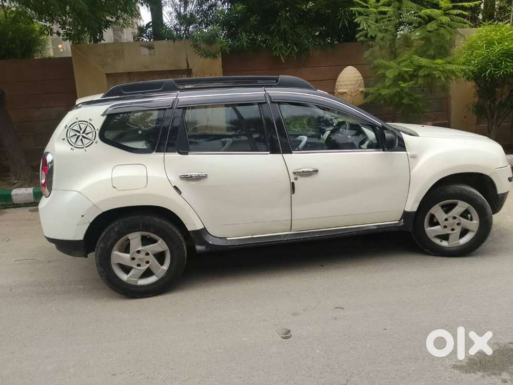 Duster Petrol Car On Sale
