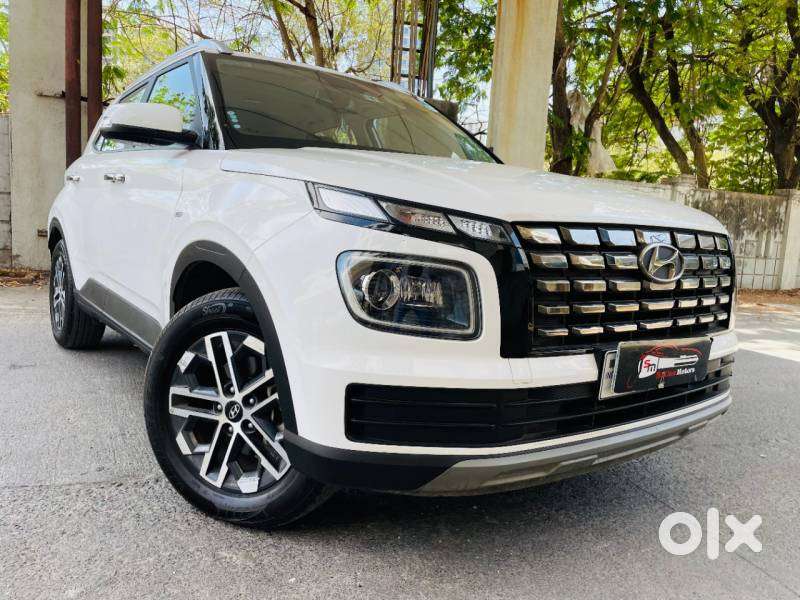 Hyundai Venue 1.0 Sx (o) Turbo Dct, 2024, Petrol