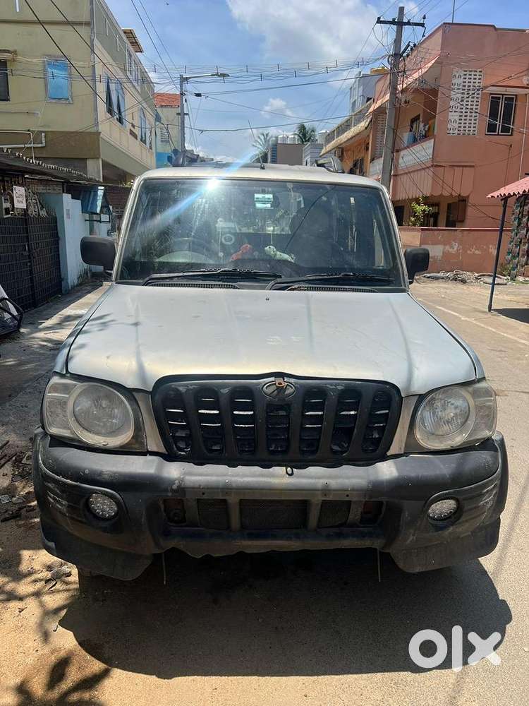 Mahindra Scorpio 2003