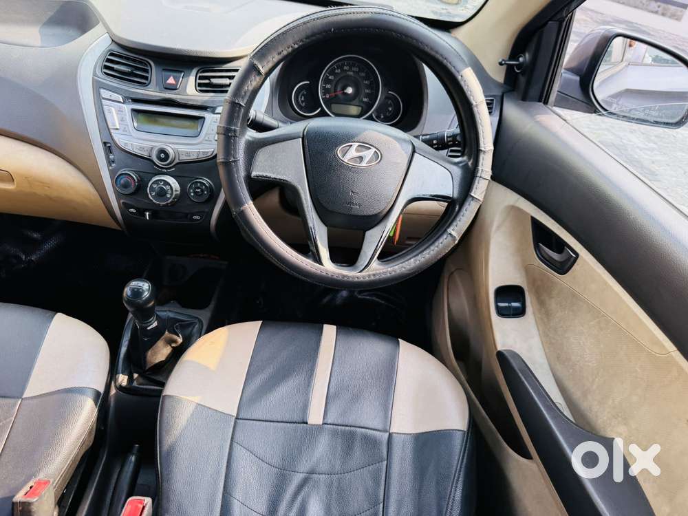 Hyundai Eon Sportz, 2011, Petrol