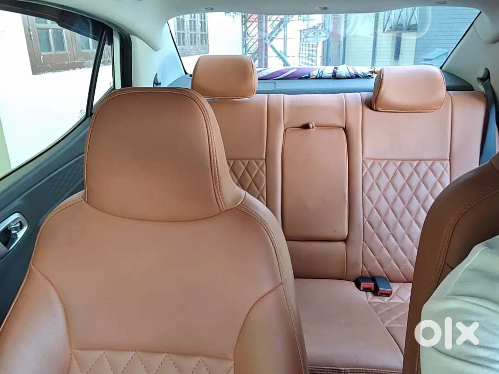 Hyundai Aura Sx Plus Amt  2023  First Owner  30k Km
