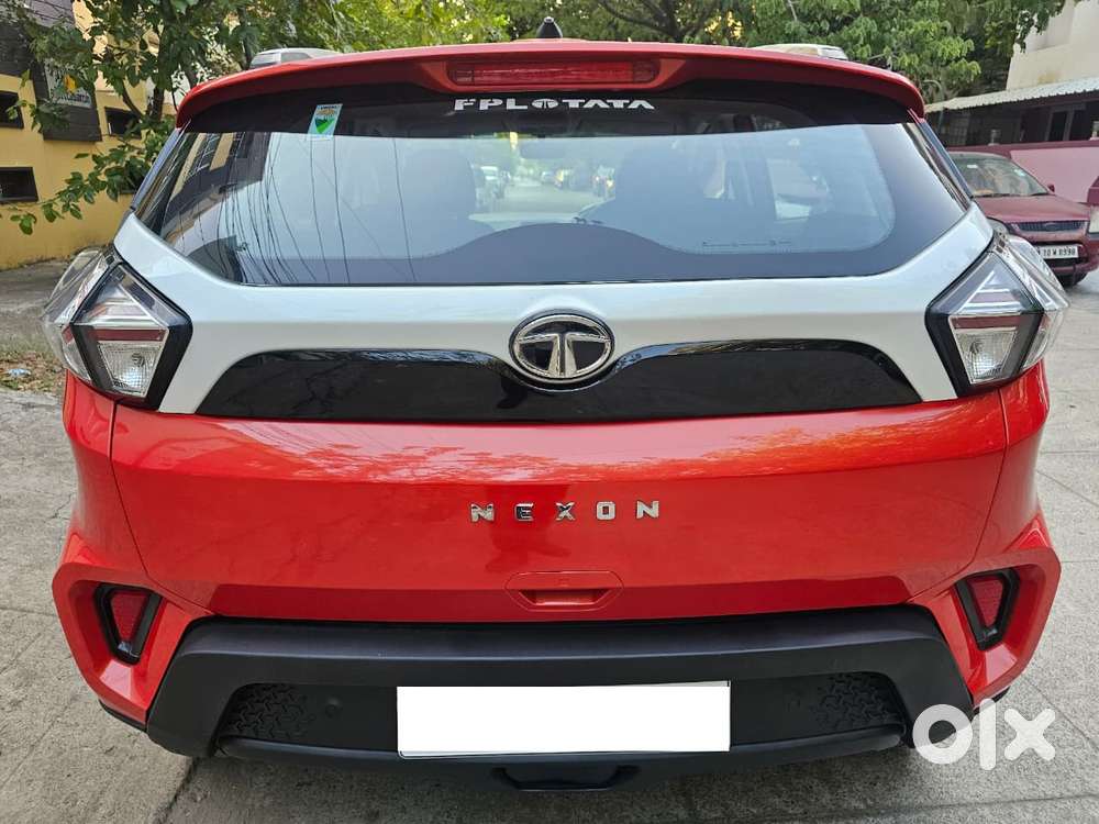 Tata Nexon 1.2 Revotron Xma Amt (s), 2022, Petrol