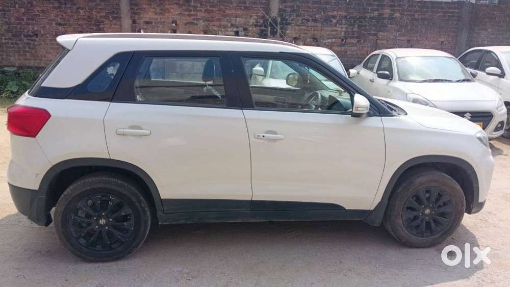 Maruti Suzuki Brezza Zxi Plus At, 2022, Petrol
