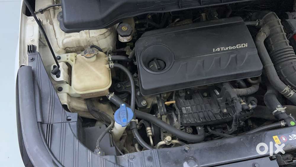 Kia Carens 1.4 Luxury Plus 6 Str, 2022, Petrol
