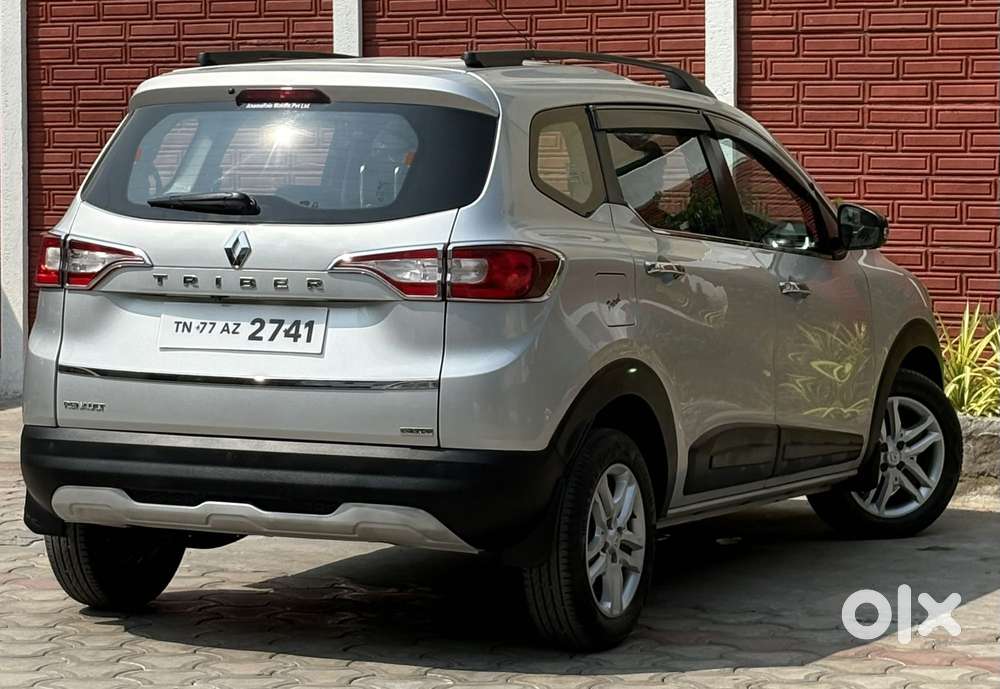 Renault Triber Rxz, 2022, Petrol
