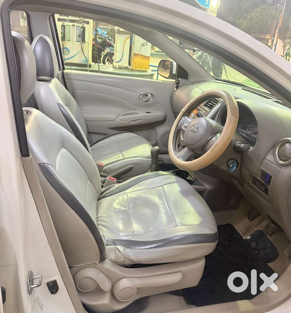 Nissan Sunny Special Edition, 2012, Petrol