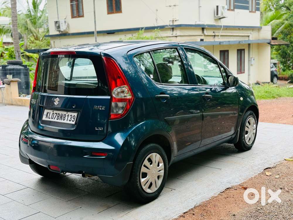 Maruti Suzuki Ritz Lxi, 2010, Petrol