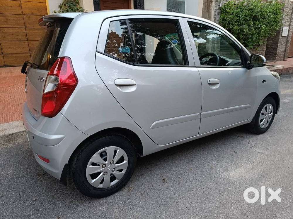 Hyundai I10 Sportz At, 2011, Petrol