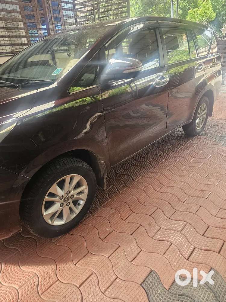 Toyota Innova Crysta Diesel 2017
