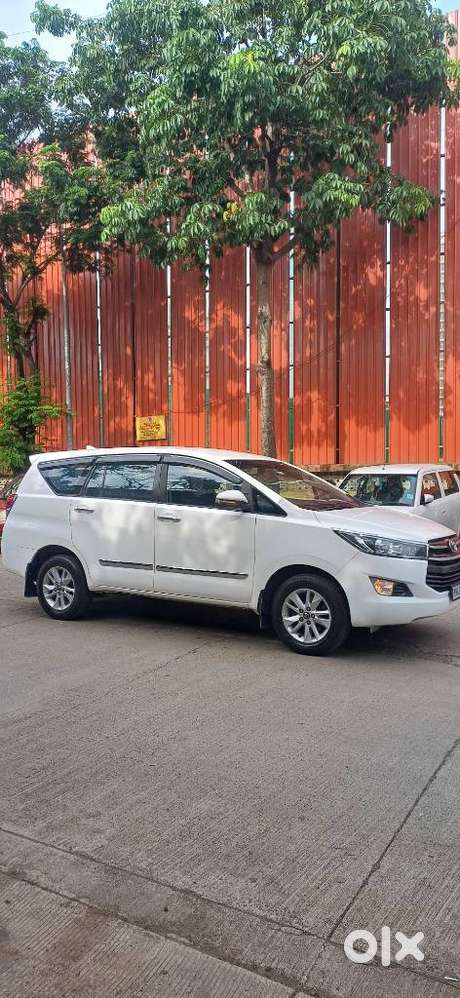 Toyota Innova Crysta 2.4 G Mt, 2016, Diesel