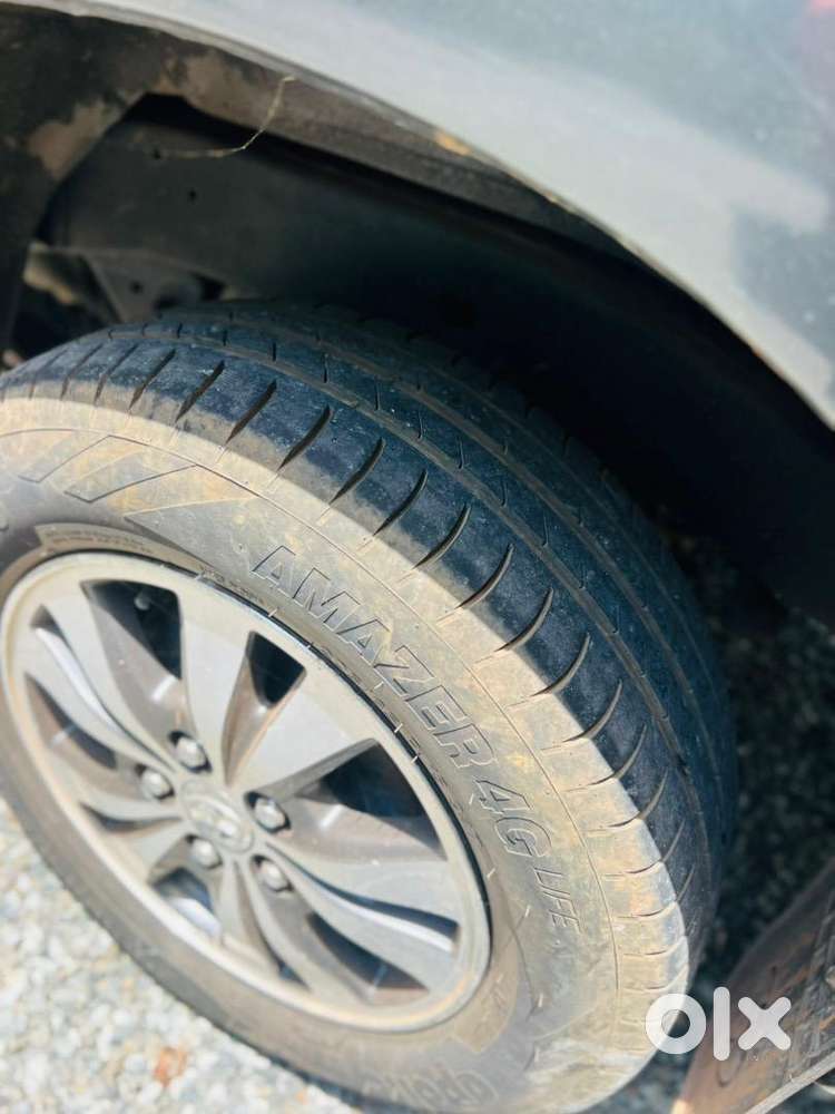 Toyota Innova 2.5 V Well Maintained