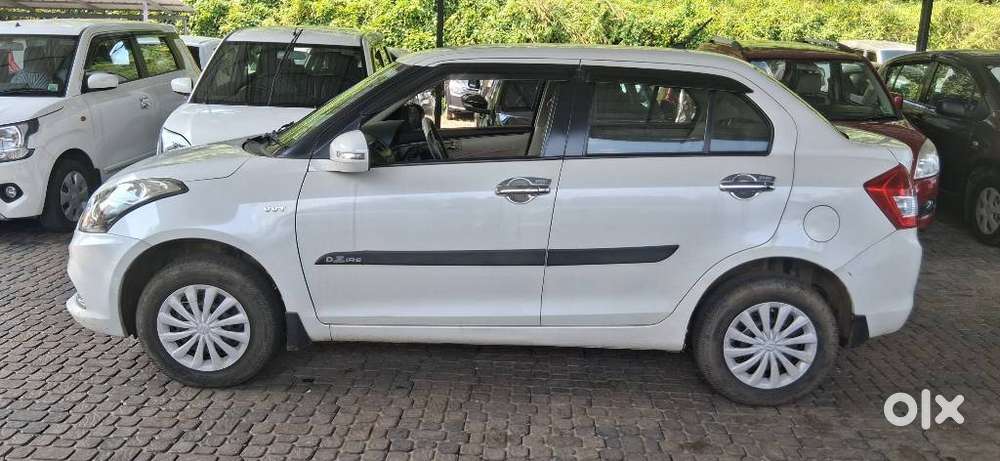 Maruti Suzuki Dzire 1.2 Vxi, 2016, Petrol
