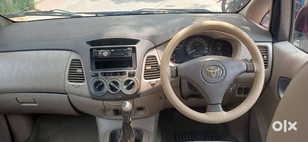 Toyota Innova 2.5 G (diesel) 8 Seater, 2006, Diesel