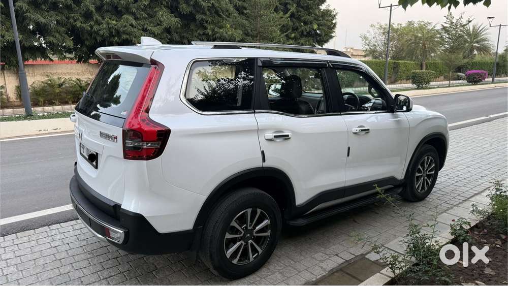 Mahindra Scorpio N Z8 Select Diesel At 2wd 7-seater, 2025, Diesel