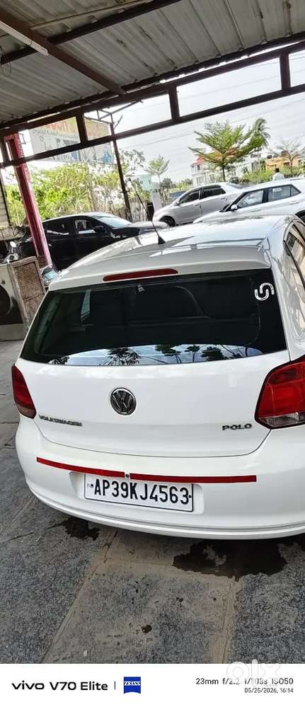 Volkswagen Polo 2013 Highline Petrol Manual