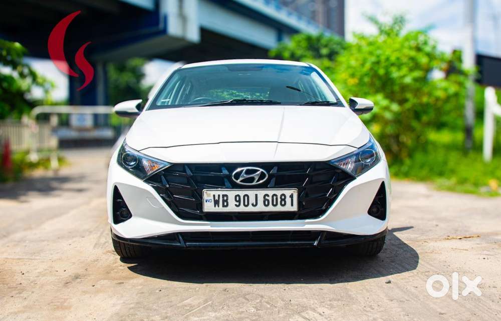 Hyundai I20 Asta (o) 1.2 Mt, 2023, Petrol