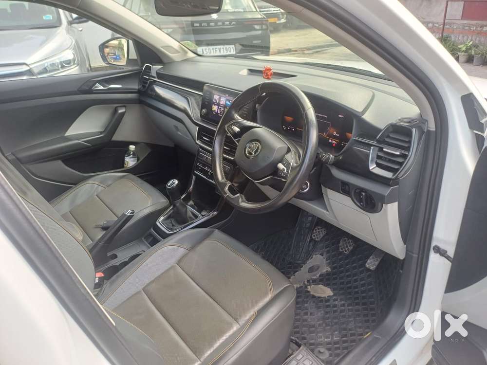 Skoda Kushaq Style 1.5l Tsi Mt, 2023, Petrol