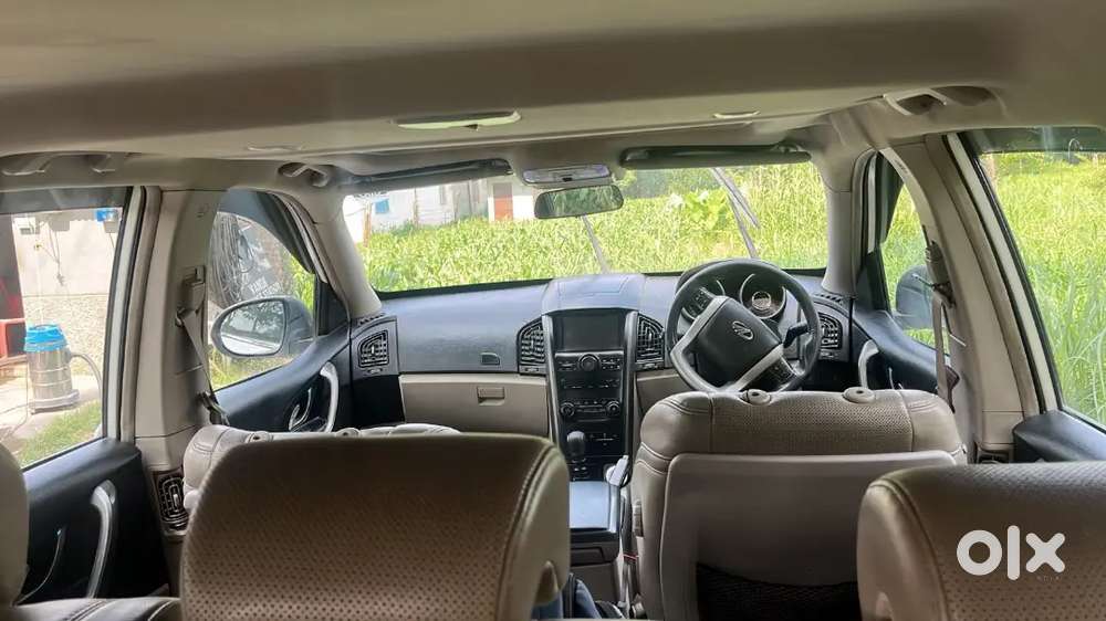 Mahindra Xuv500 2.2 W10 2016