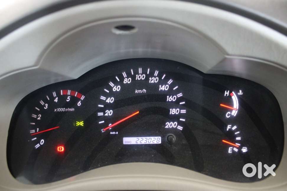 Toyota Innova 2.5 Vx 8 Str, 2011, Diesel