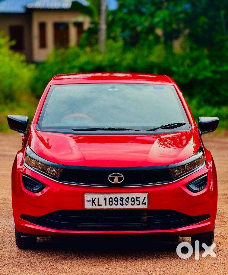 Tata Altroz 1.2 Xe, 2021, Petrol