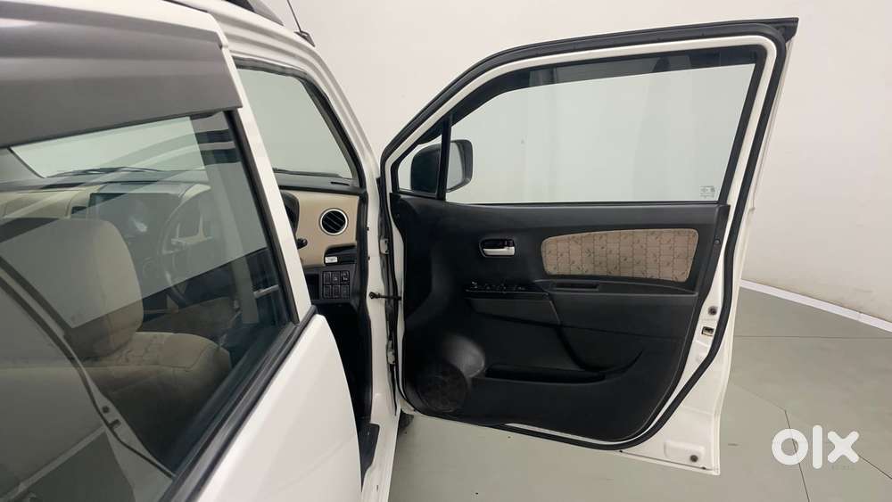 Maruti Suzuki Wagon R 1.0 Vxi Amt, 2018, Petrol