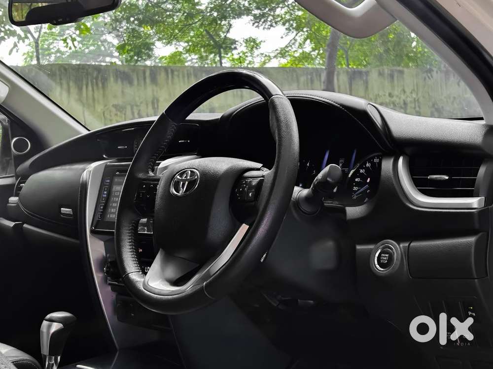 Toyota Fortuner 4x2 At 2.8 Diesel, 2020, Diesel