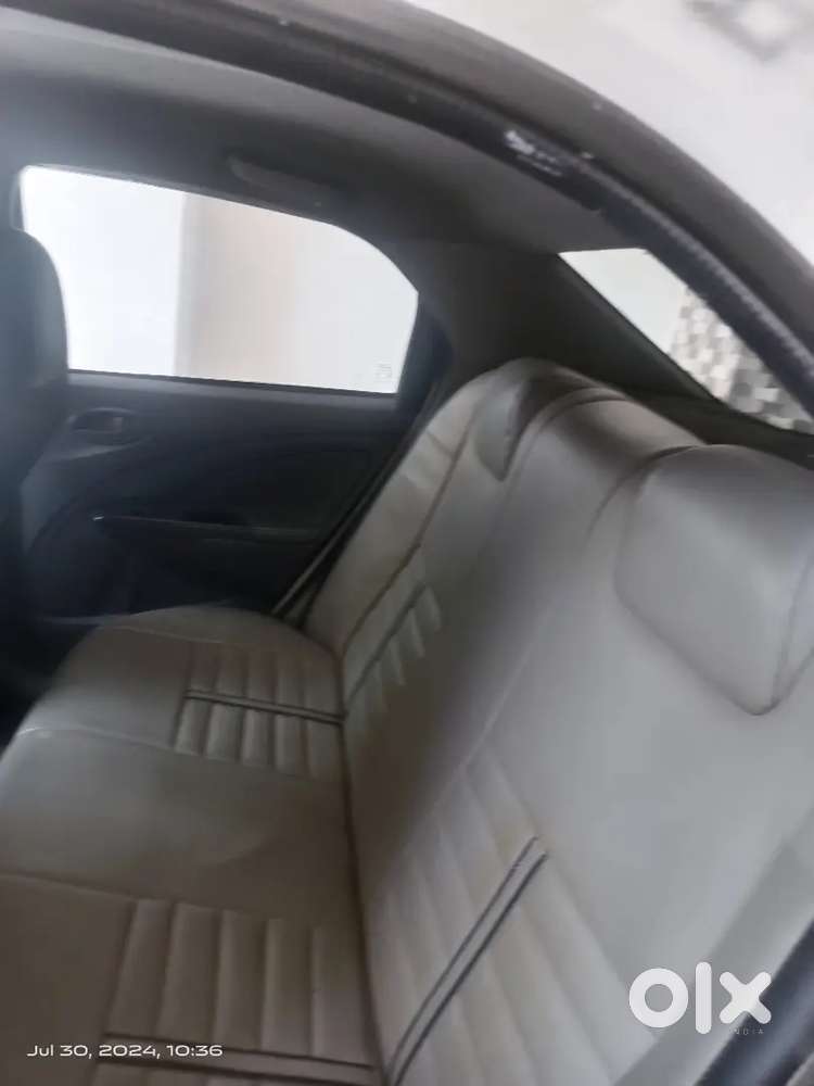 Toyota Etios 1.5 High 2013