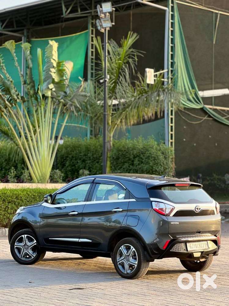 Tata Nexon 1.5 Revotorq Xma, 2018, Cng & Hybrids