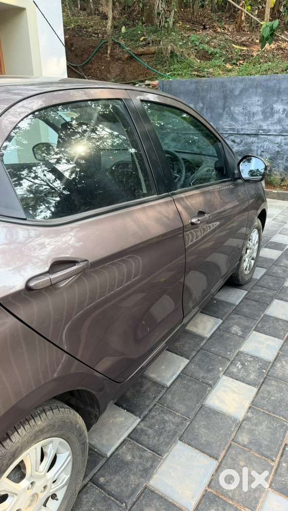 Tata Tiago 2018  Petrol