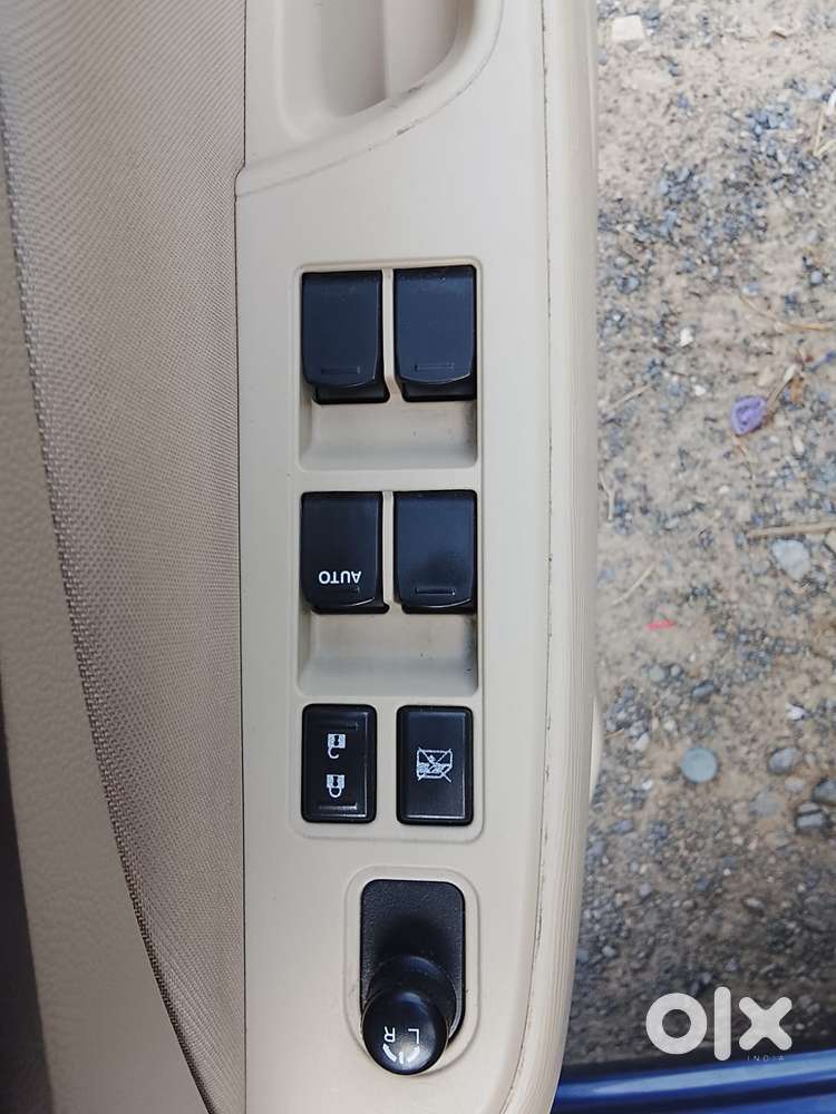 Maruti Suzuki Swift Dzire 1.3 Vxi, 2018, Petrol