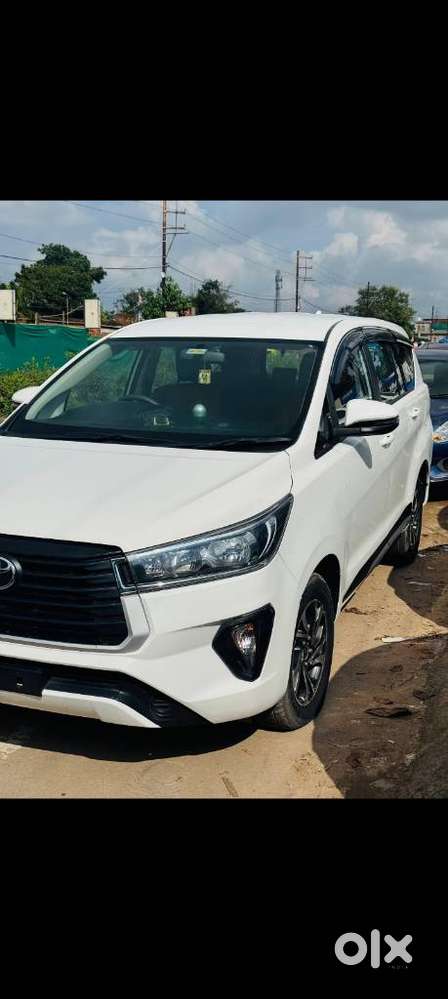 Toyota Innova Crysta 2.4 G Mt, 2024, Diesel