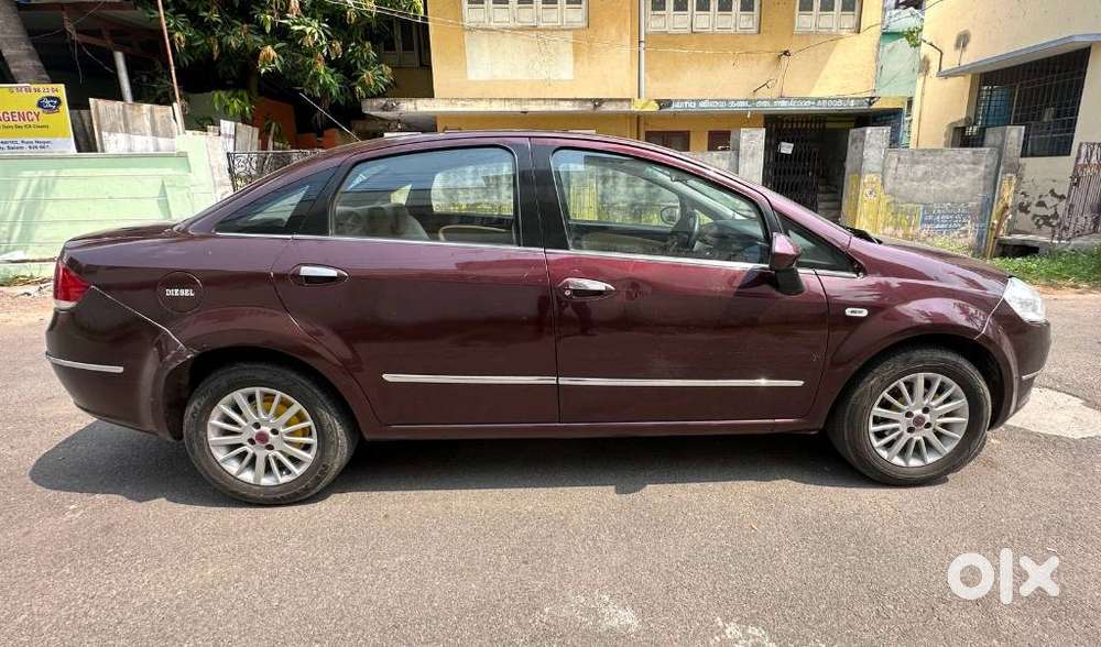 Fiat Linea Emotion (diesel), 2010, Diesel