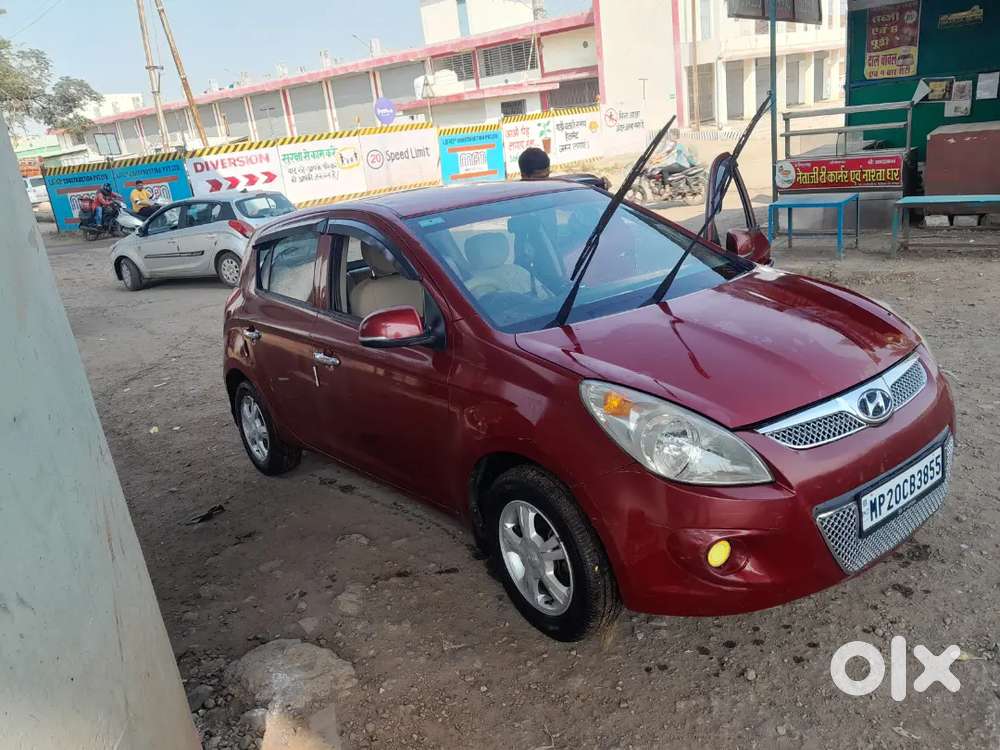 Hyundai New I20 2011 Third Owner ... Transfer Karwa K Denge 1,80,000