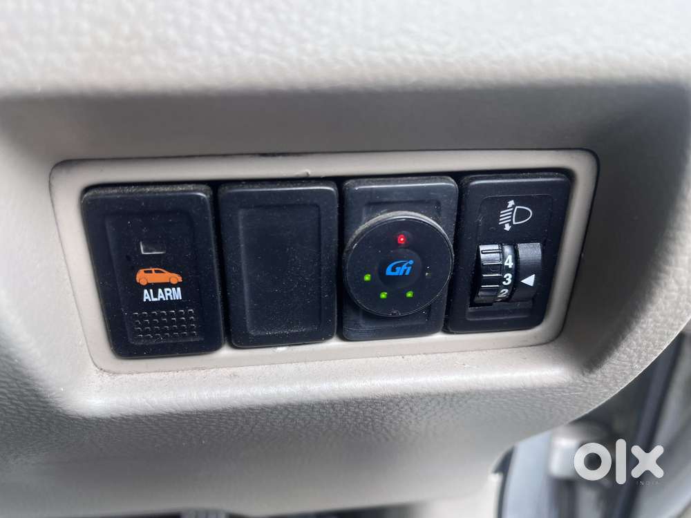 Maruti Suzuki Swift Dzire 1.2 Lxi Bsiv, 2014, Cng & Hybrids