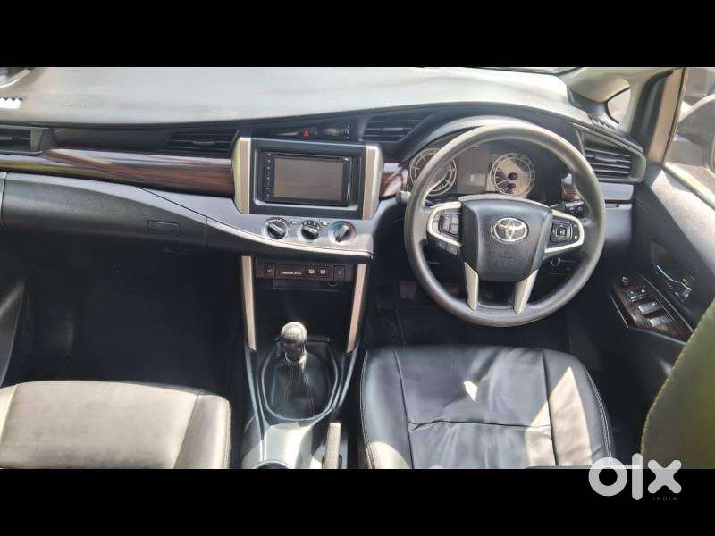 Toyota Innova Crysta 2.4 G Mt 7 Str, 2018, Diesel