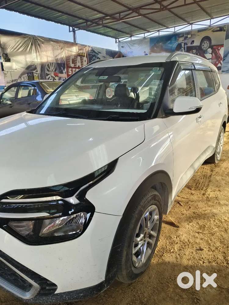 Kia Carens 2023 Diesel Well Maintained