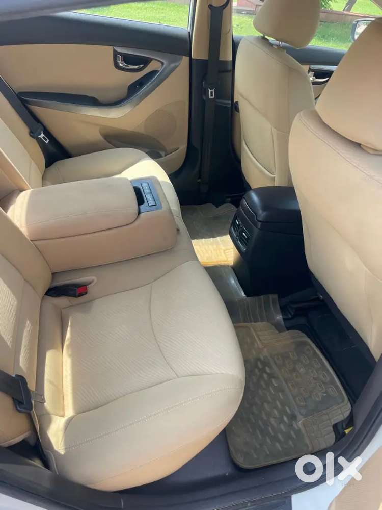 Premium, Stylish , Comfartble ,ultra Luxury Sedan Car