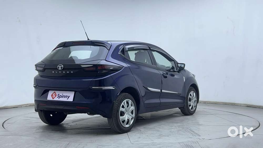 Tata Altroz 1.2 Xm, 2025, Petrol