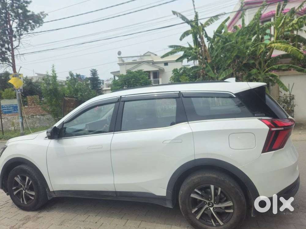 Mahindra Xuv700 2.2 Ax 5 Diesel Mt 7 Str, 2025, Diesel