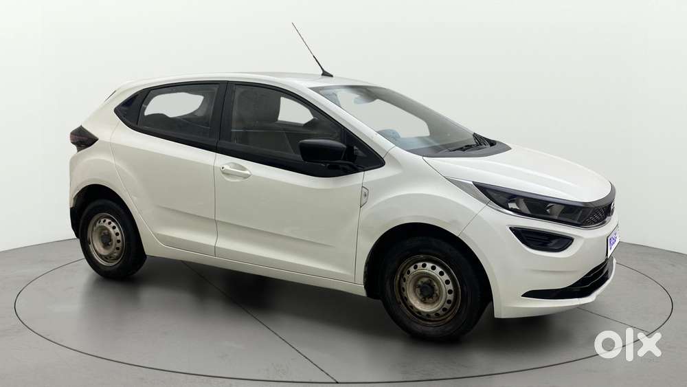 Tata Altroz 1.2 Xe, 2020, Petrol