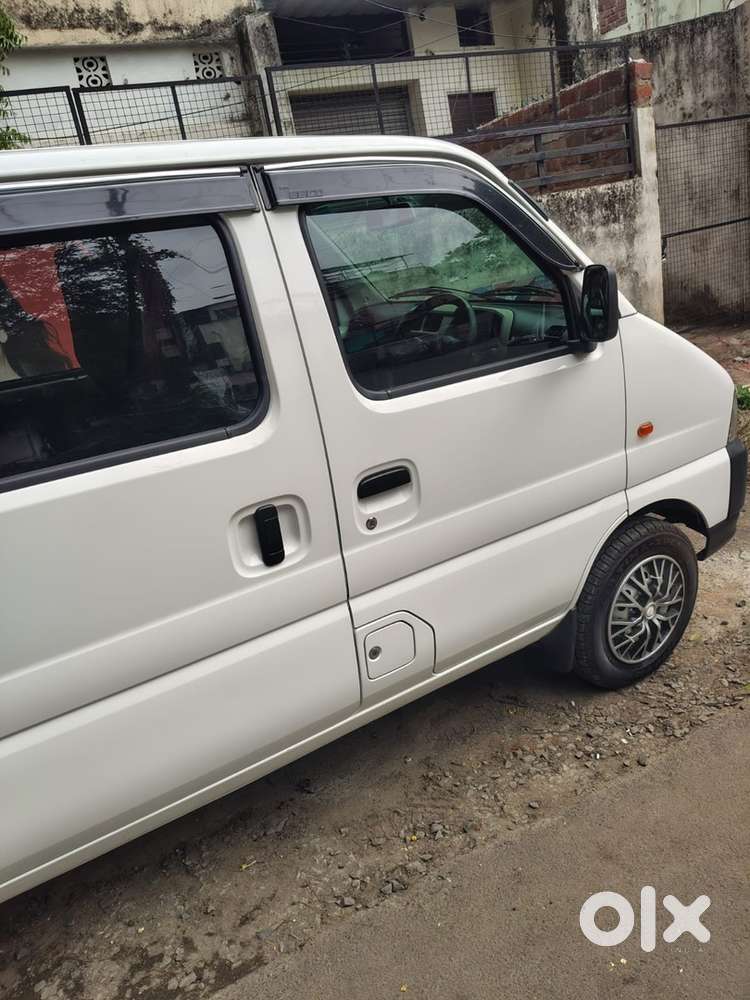 Maruti Eeco Petrol Manual 2026
