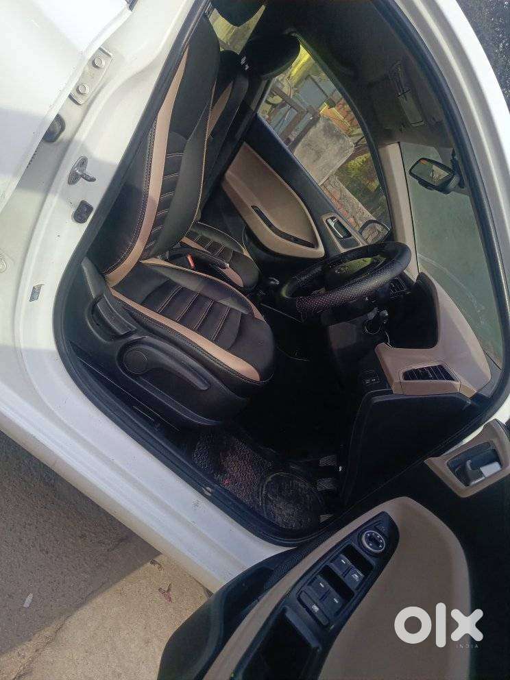 Hyundai I20 Sportz 1.2 Bs-iv, 2015, Petrol