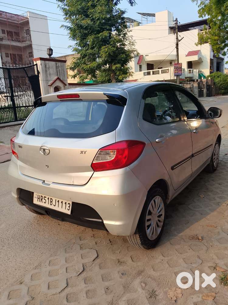 Tata Tiago 1.2 Revotron Xt (o), 2016, Petrol