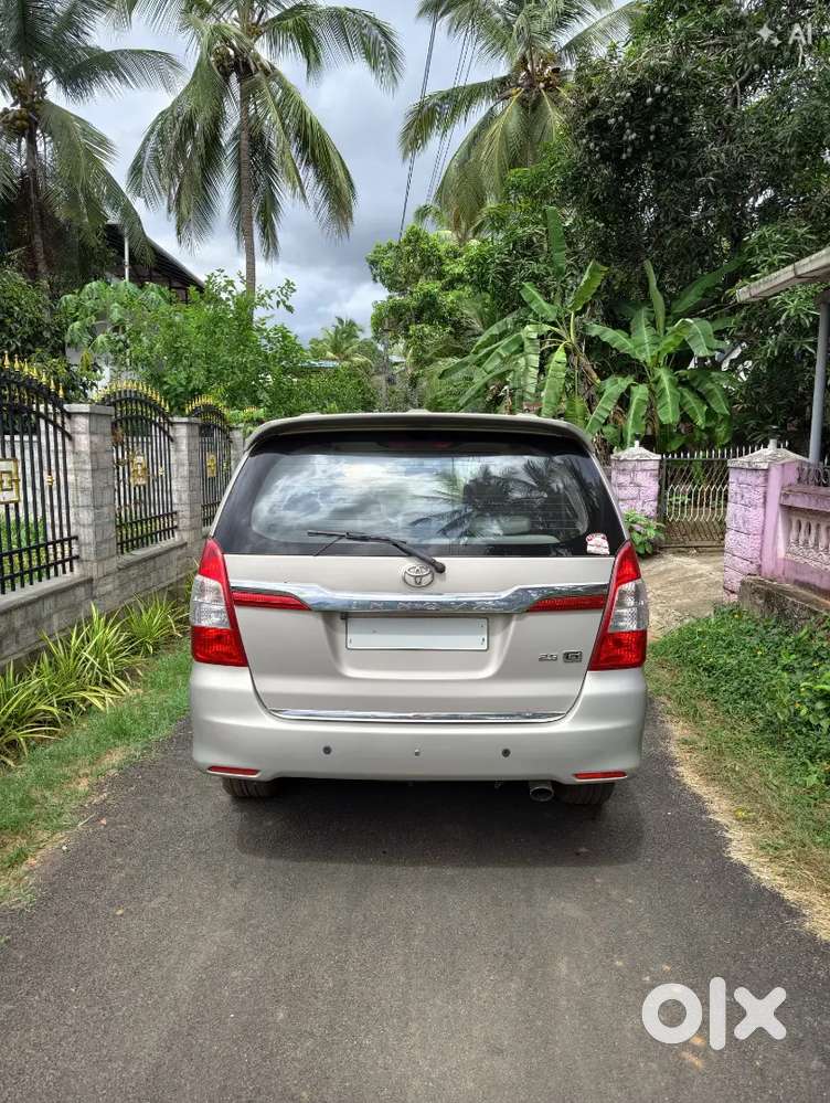Toyota Innova Diesel 7 Str 2014 Model