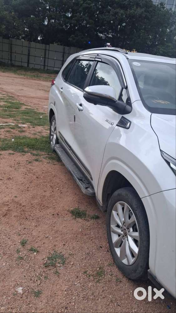 Toyota Innova Hycross 2023 Hybrid 7-str