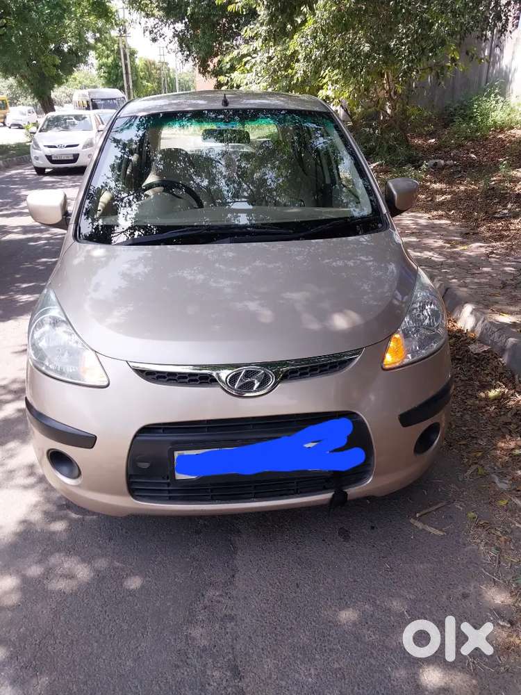 I10 Light Golden Colour 2009 Model For Sale