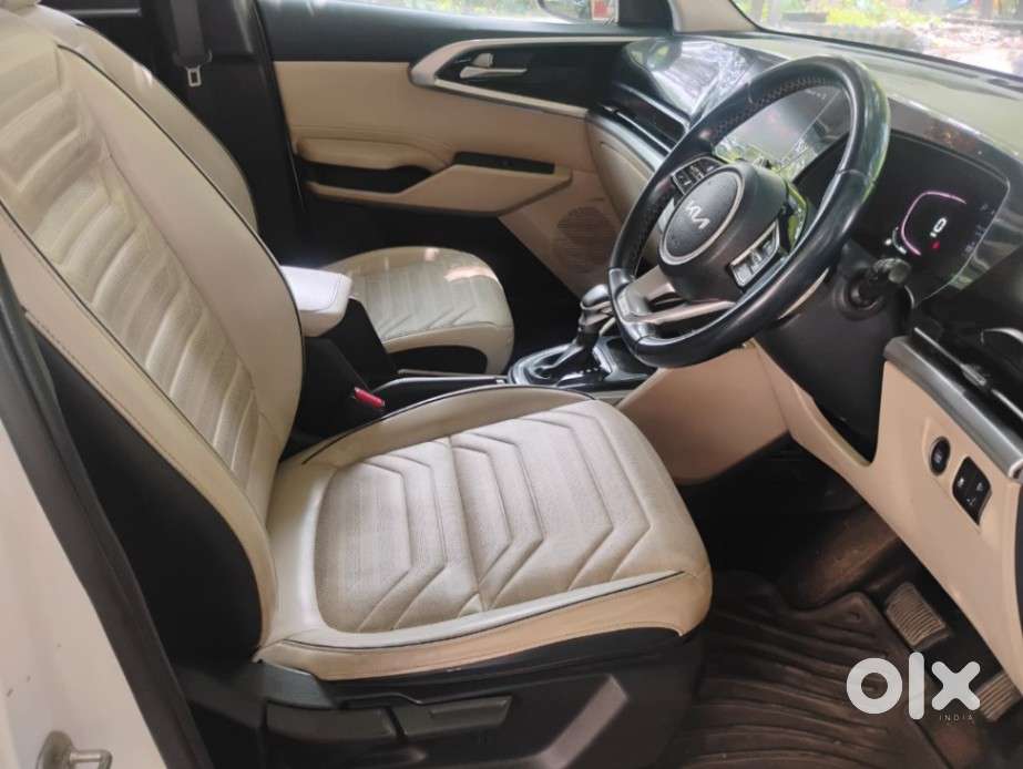 Kia Carens 1.5 Luxury Plus Diesel 6 Str, 2022, Diesel